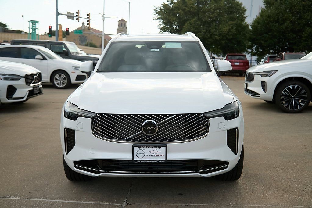 New 2026 Volvo XC90 T8 Plus w/ Protection Package Premier image 5