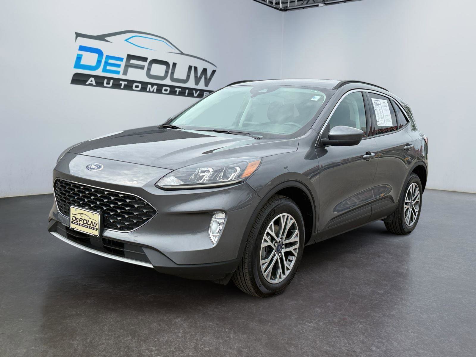 Used 2021 Ford Escape SEL image 7