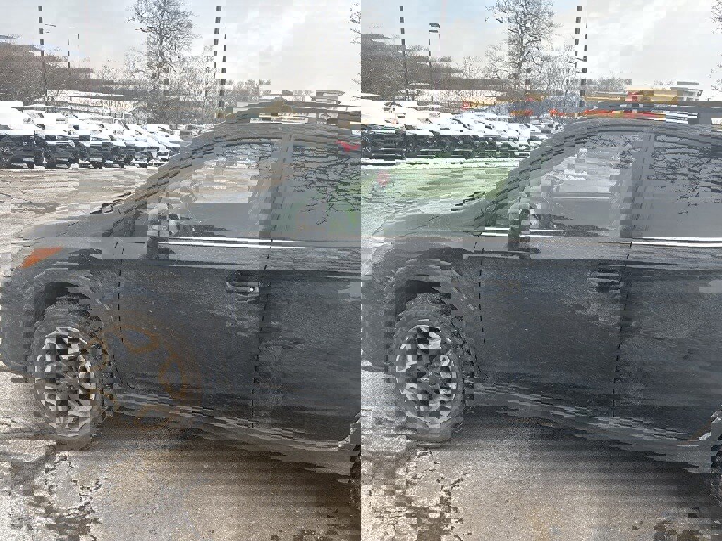 Used 2019 Subaru Crosstrek 2.0i Limited w/ Moonroof Package w/Navigation image 16