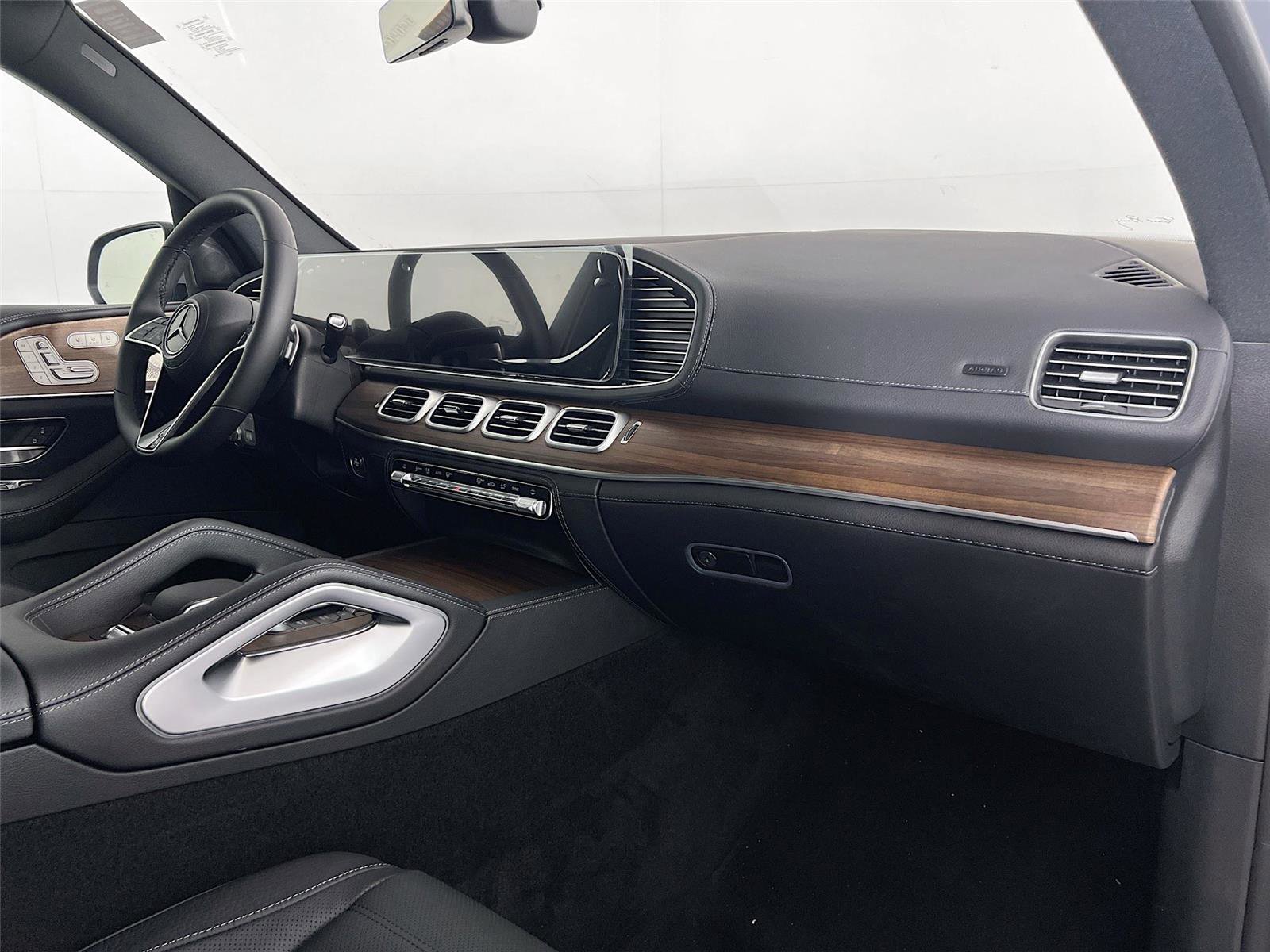 New 2026 Mercedes-Benz GLE 580 4MATIC image 27