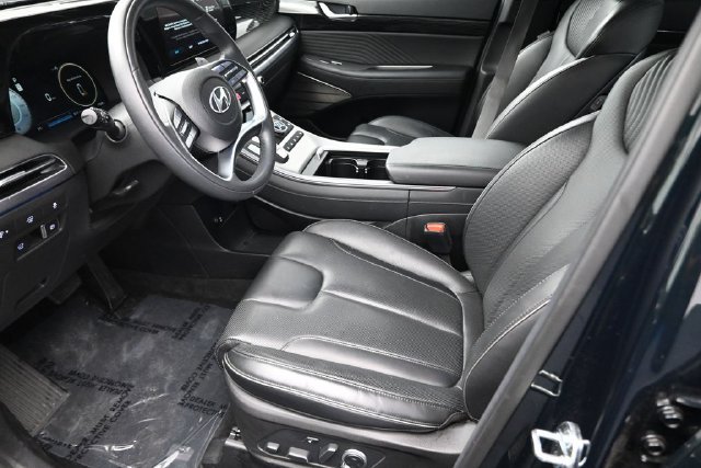 Used 2025 Hyundai Palisade Calligraphy AWD/4WD image 19