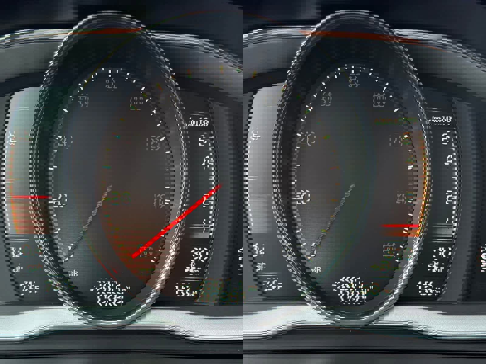 Used 2018 Volvo V60 T5 Cross Country w/ Convenience Package image 23