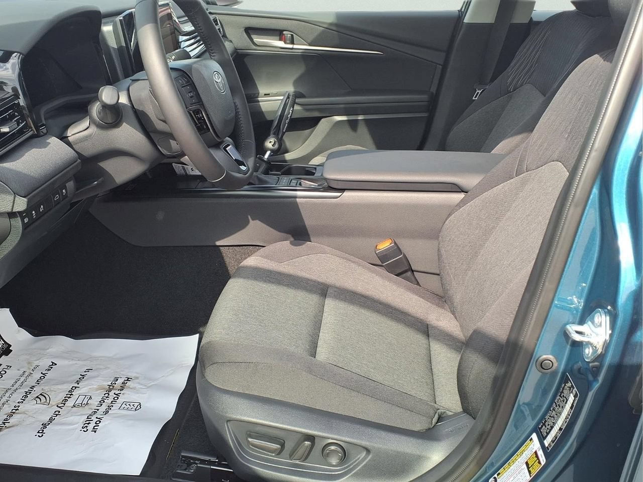 Used 2026 Toyota Camry LE w/ Convenience Package FWD image 12