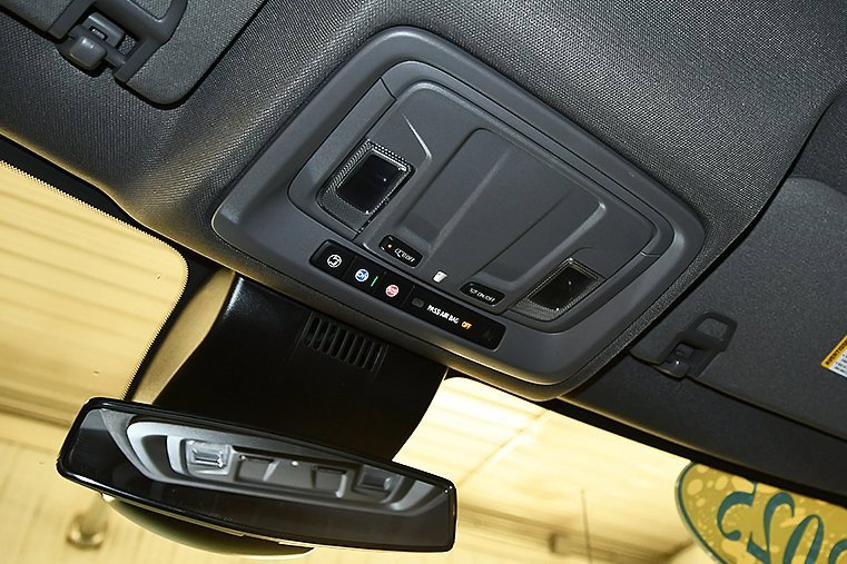 Used 2025 GMC Sierra 1500 Elevation image 26