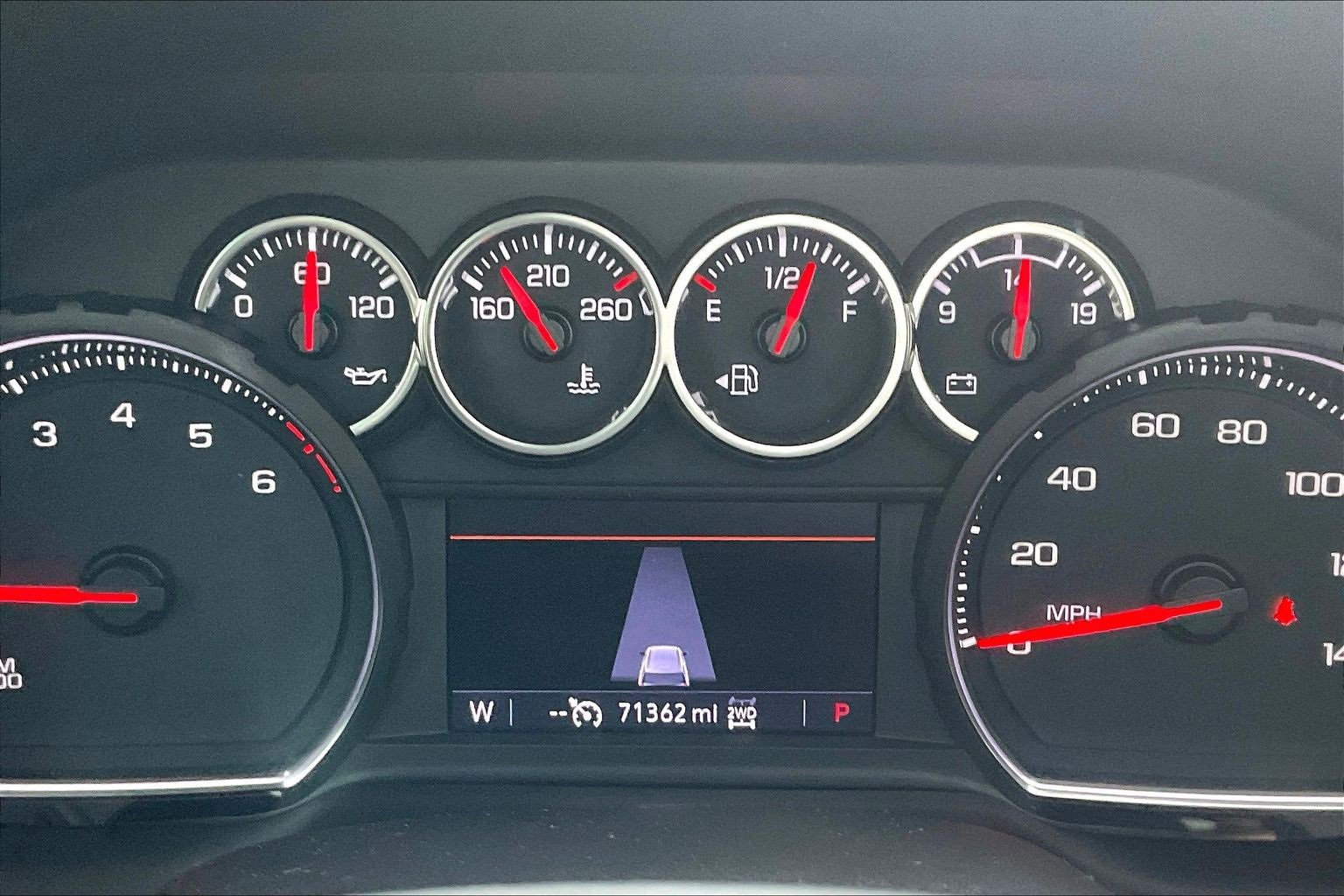 Used 2021 Chevrolet Suburban RST image 12