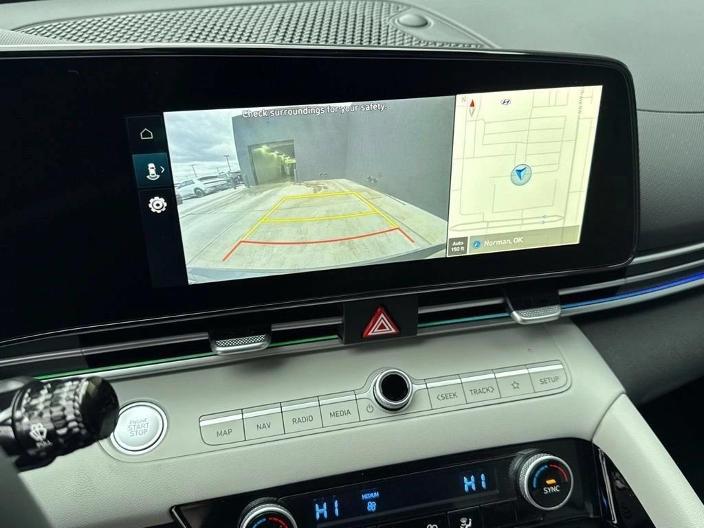 New 2026 Hyundai Elantra Limited FWD image 9