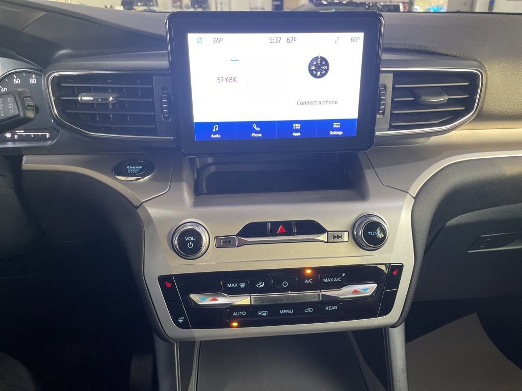 Used 2022 Ford Explorer XLT w/ Equipment Group 202A image 22