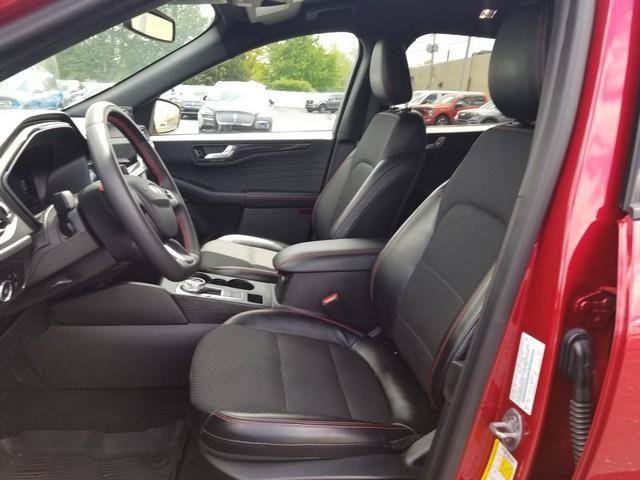 Used 2023 Ford Escape ST-Line Elite AWD/4WD image 13