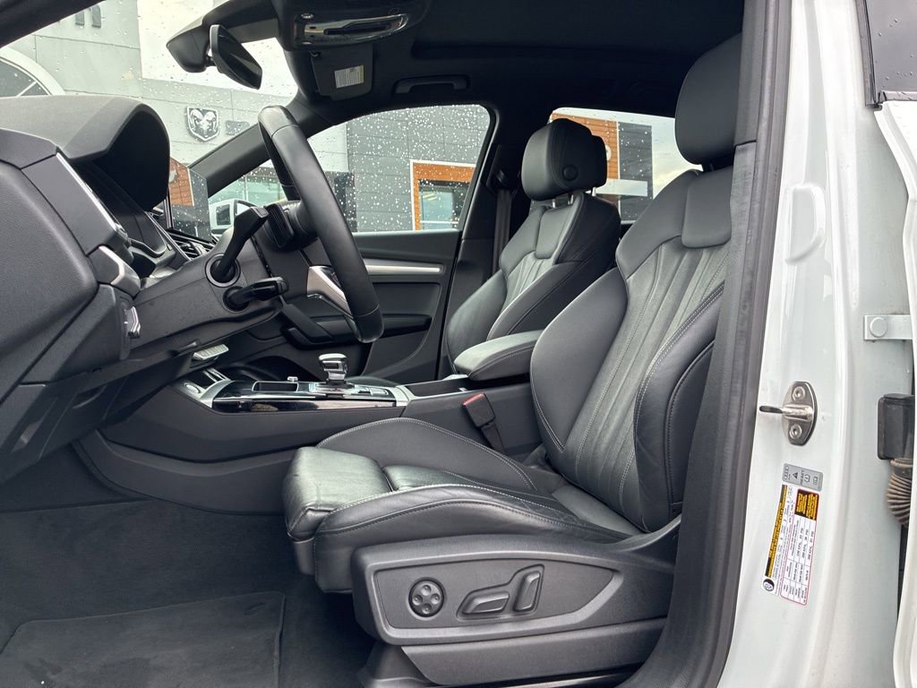 Used 2025 Audi Q5 2.0T Premium image 10