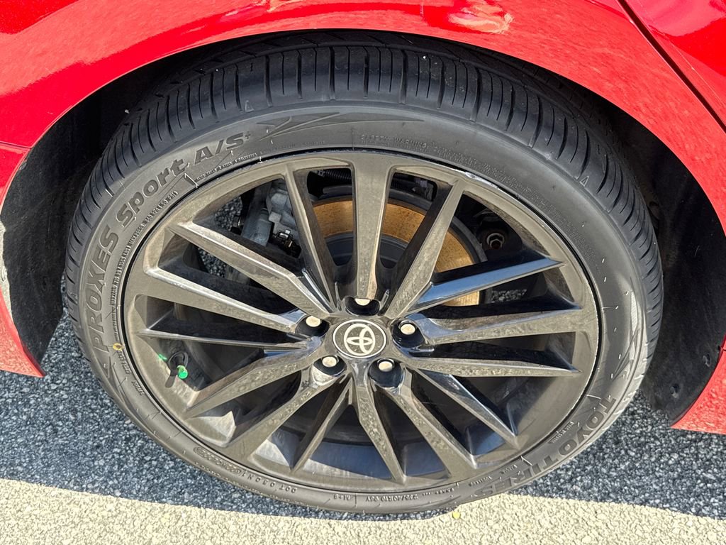 Used 2024 Toyota Camry XSE w/ Navigation Package image 17