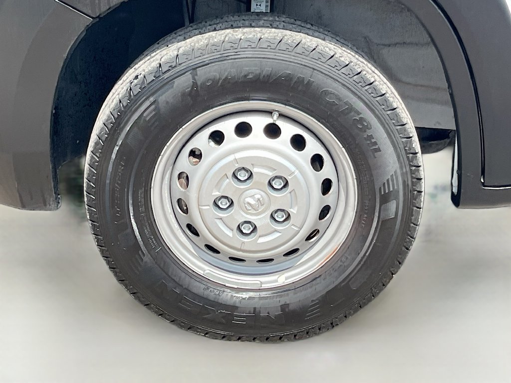 Used 2024 RAM ProMaster 2500 FWD image 26