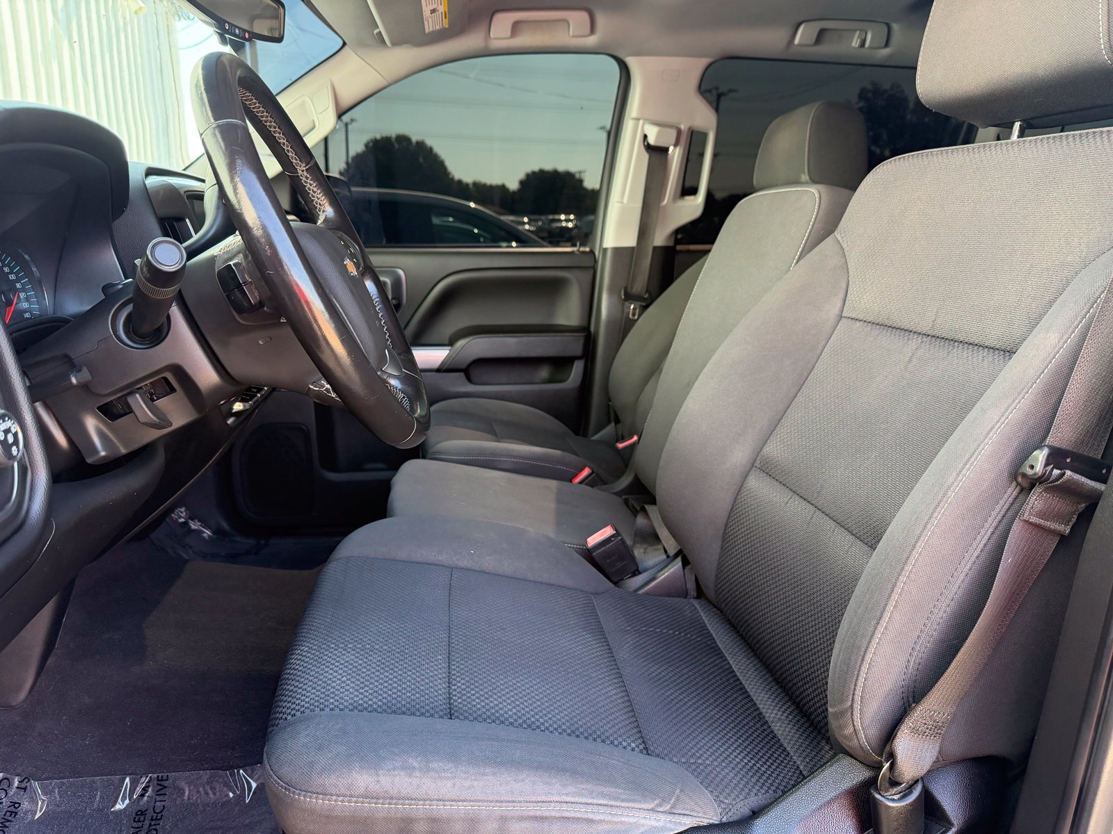 Used 2018 Chevrolet Silverado 1500 LT w/ Texas Edition AWD/4WD image 19