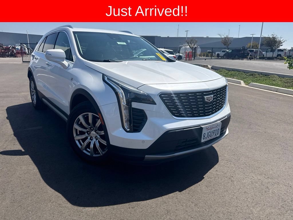 Used 2019 Cadillac XT4 Premium Luxury w/ Enhanced Visibility Package FWD image 1
