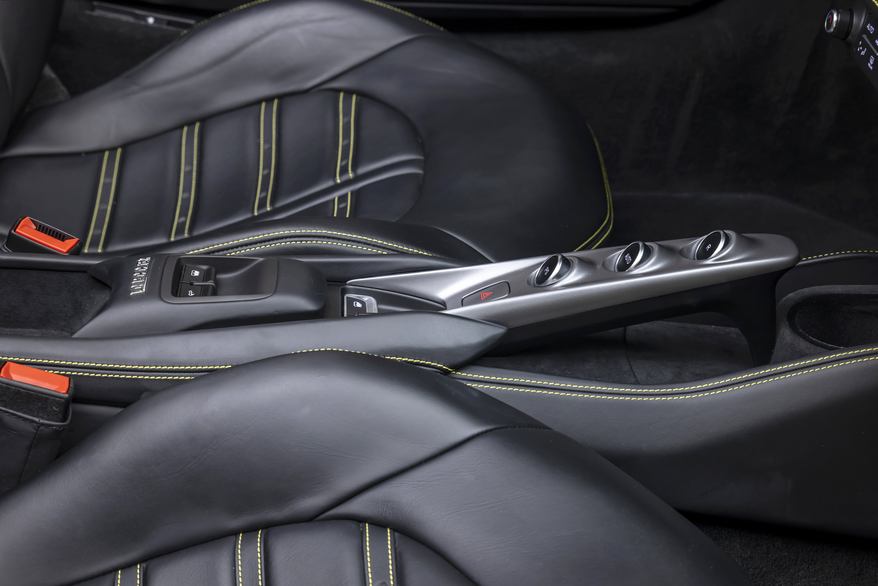 Certified 2022 Ferrari F8 Tributo RWD image 52