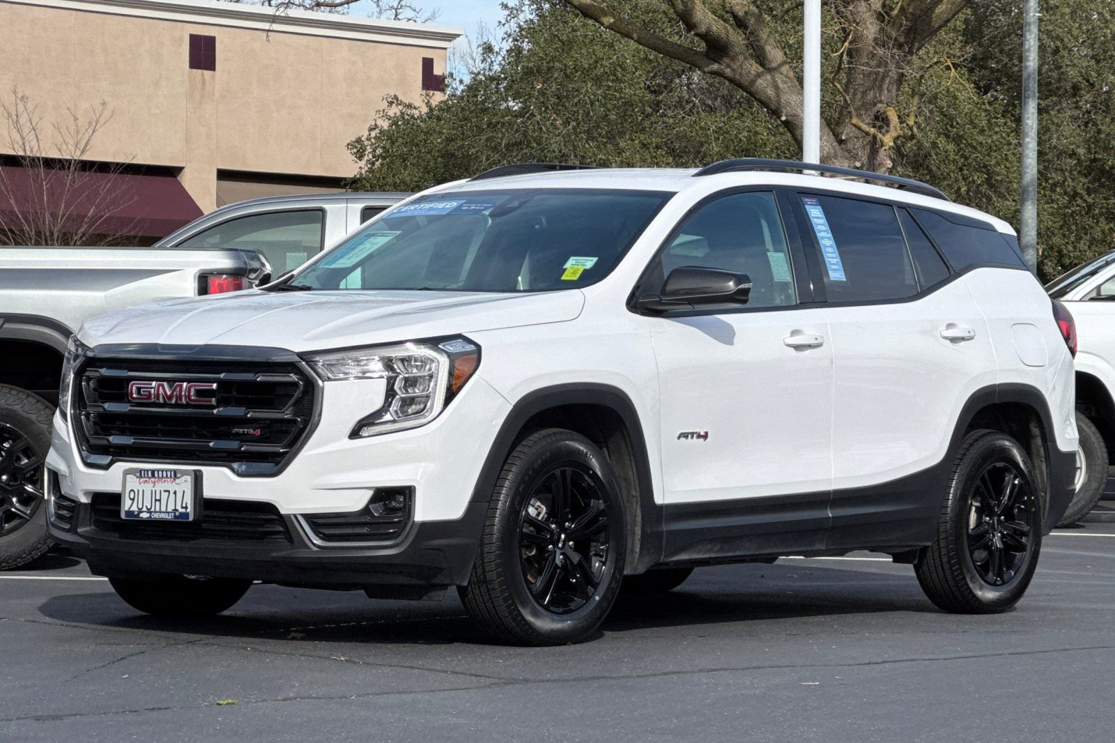 Certified 2023 GMC Terrain AT4 image 7