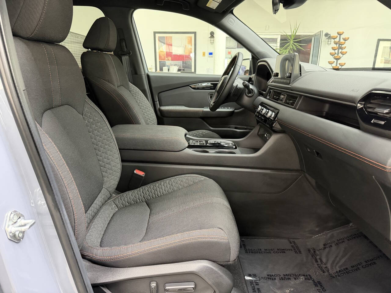 Used 2025 Honda Pilot Sport image 18