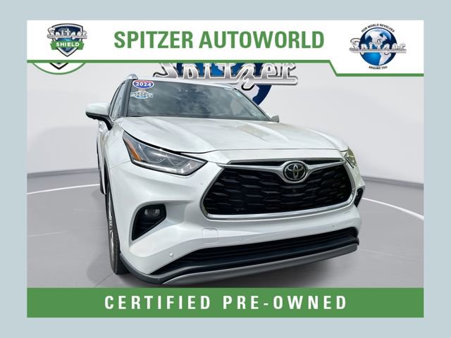 Used 2024 Toyota Highlander Platinum AWD/4WD image 1