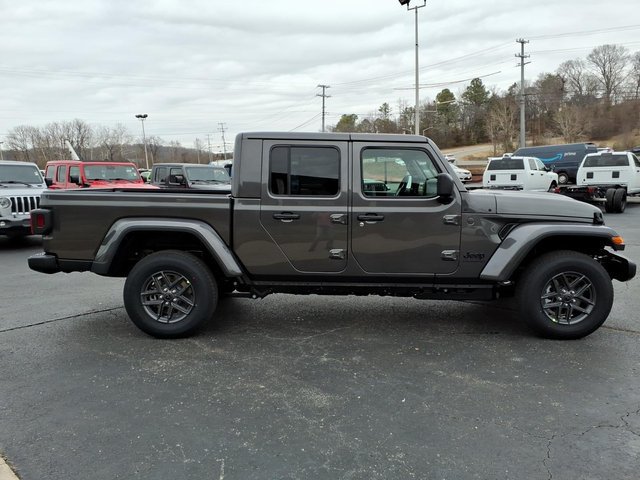 New 2026 Jeep Gladiator Sport AWD/4WD image 2