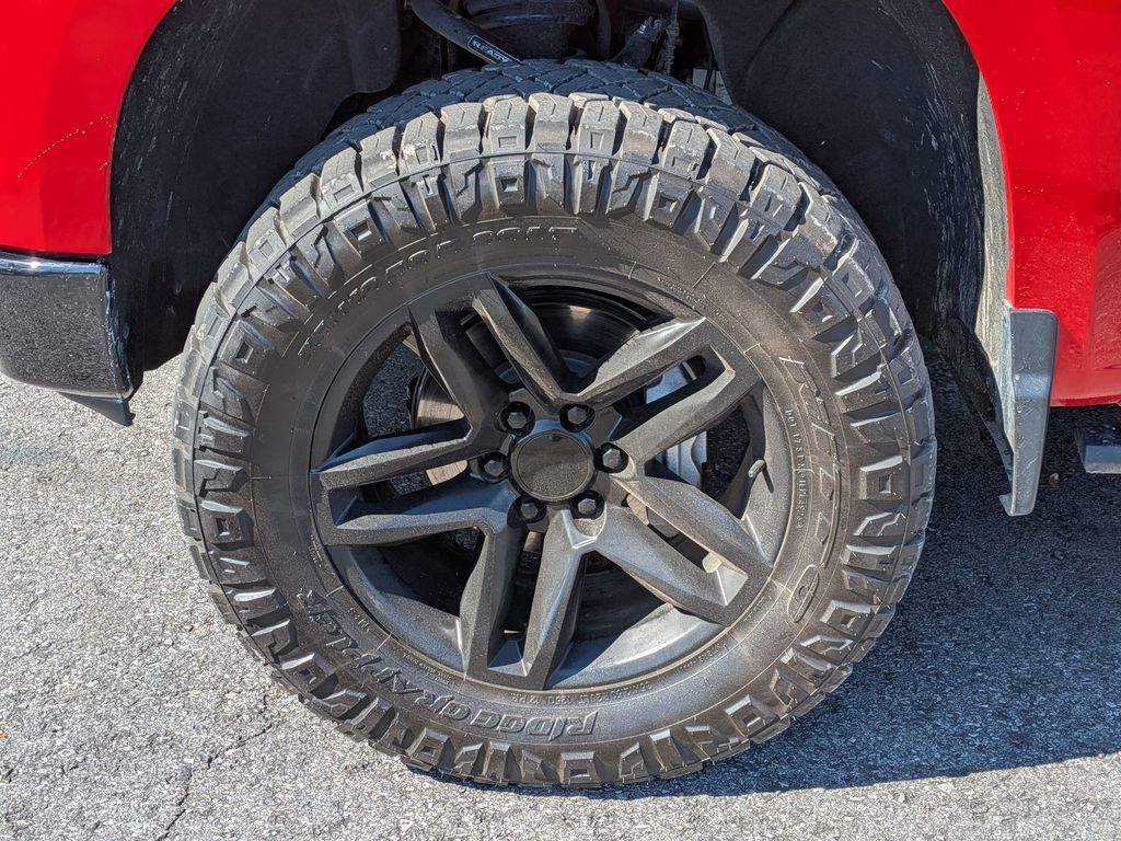 Used 2024 Chevrolet Silverado 1500 LT Trail Boss w/ Convenience Package II image 11