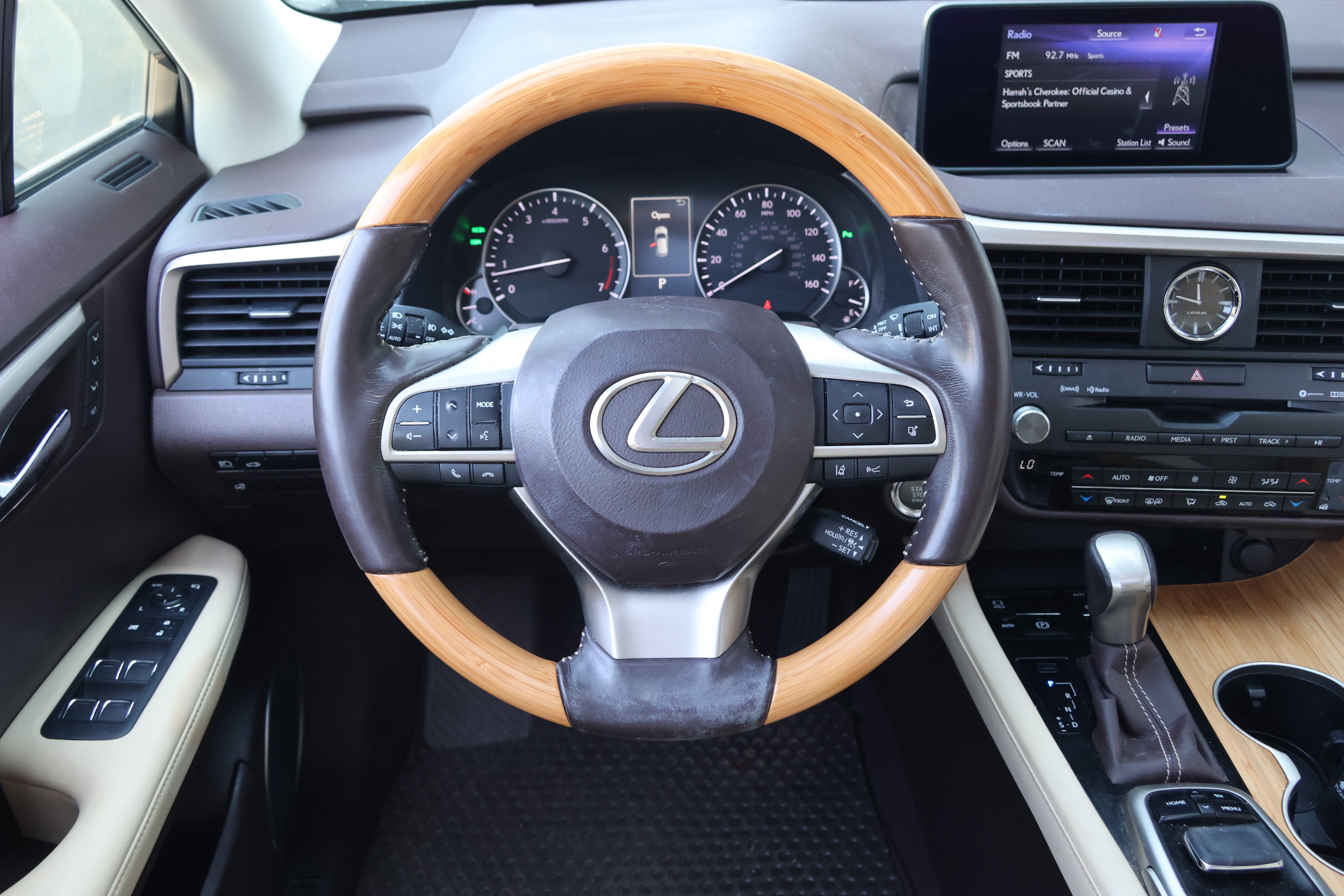 Used 2016 Lexus RX 350 AWD w/ Premium Package image 17