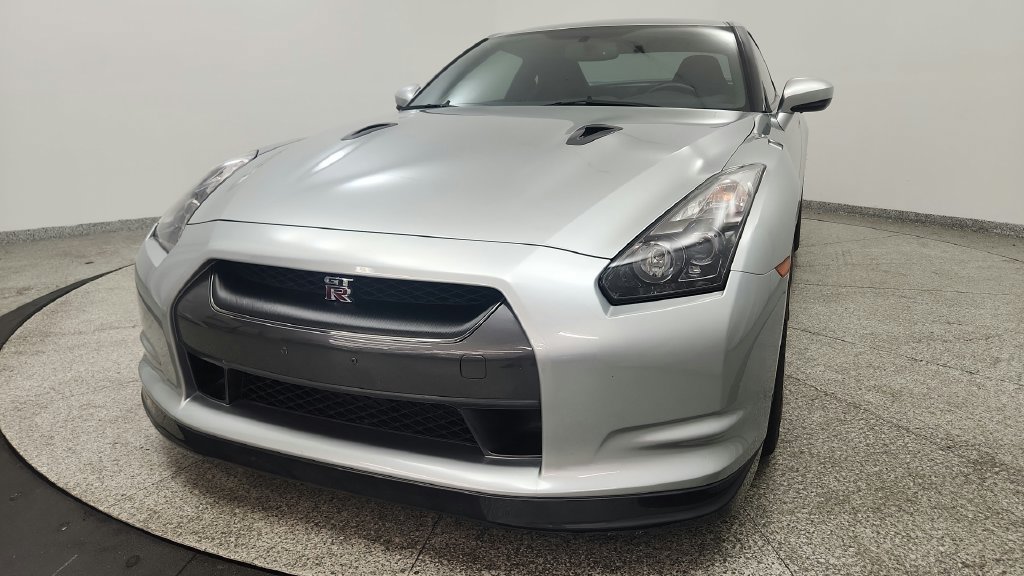 Used 2009 Nissan GT-R Premium AWD/4WD image 11