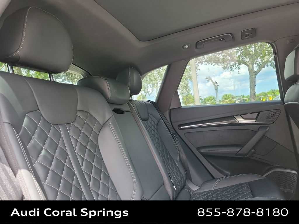 Certified 2023 Audi SQ5 Premium Plus w/ Premium Plus Package AWD/4WD image 21