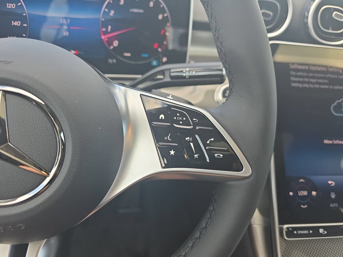 New 2026 Mercedes-Benz C 300 4MATIC Sedan image 18