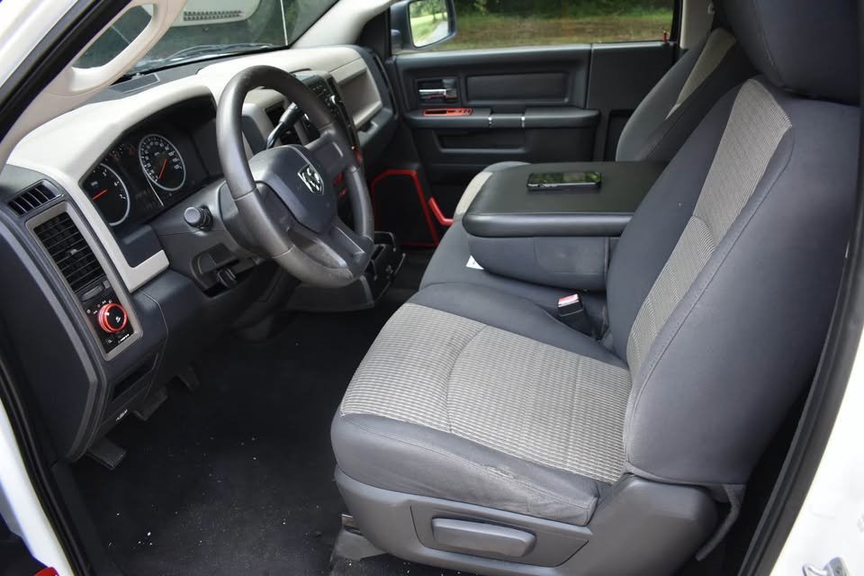 Used 2011 RAM 1500 ST image 11