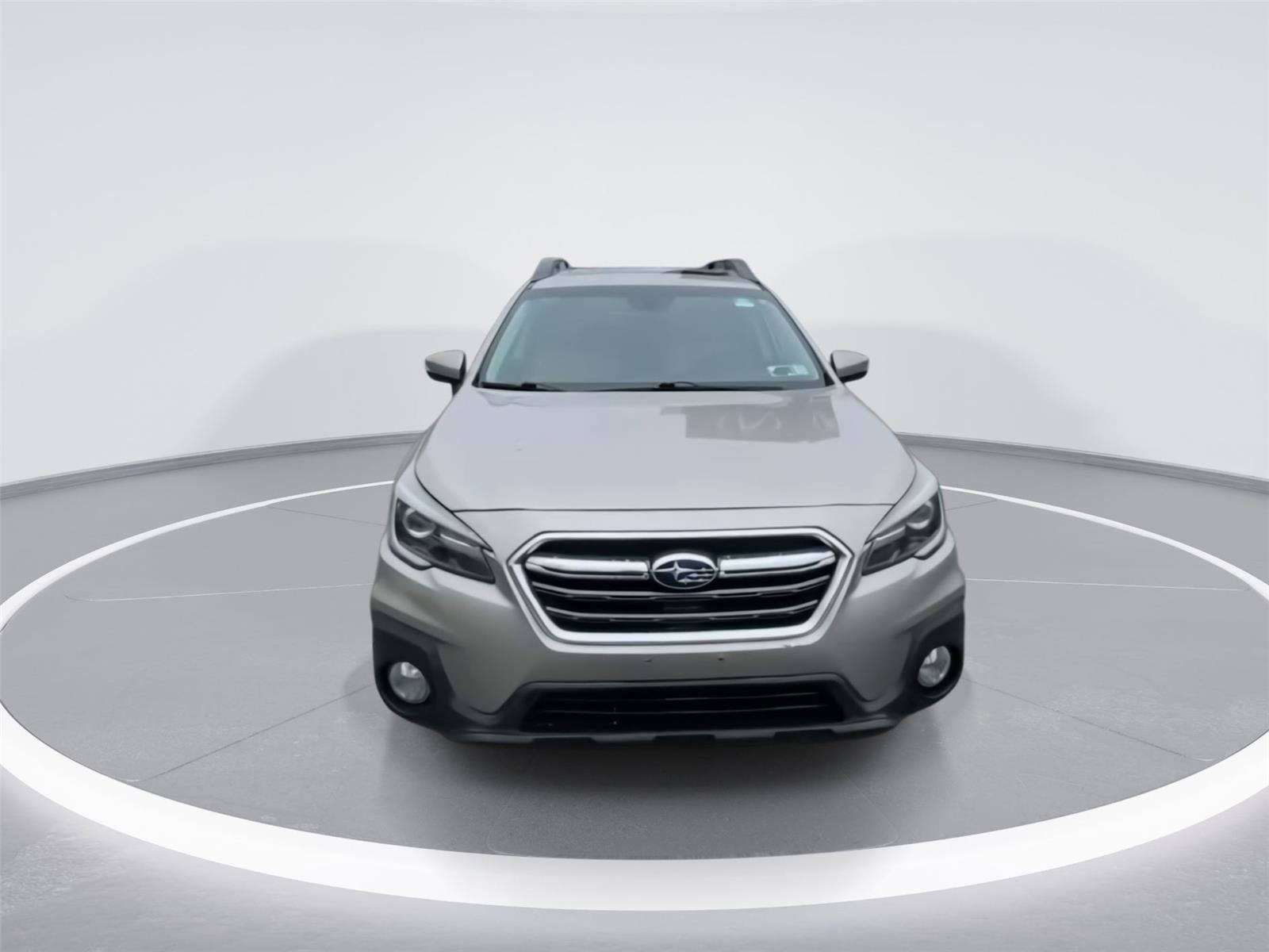 Used 2019 Subaru Outback 2.5i Limited image 3