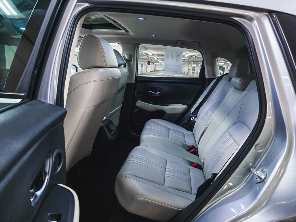 Used 2024 Honda HR-V EX-L image 18