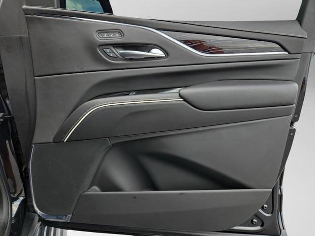 Certified 2023 Cadillac Escalade V AWD/4WD image 43