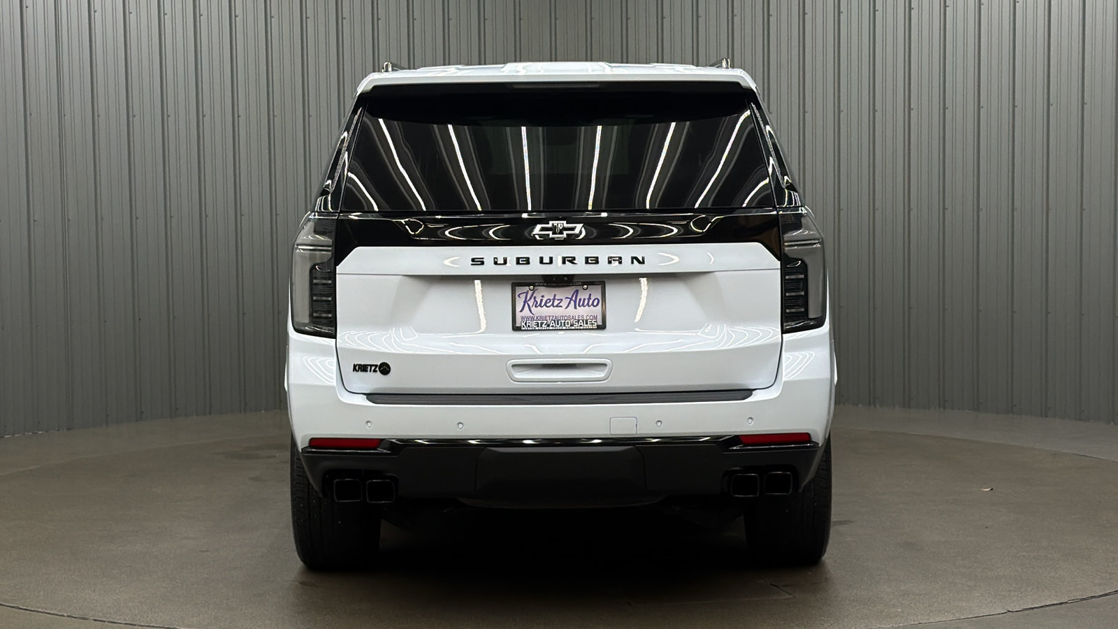 Used 2026 Chevrolet Suburban High Country w/ Sun And Tow Package AWD/4WD image 4