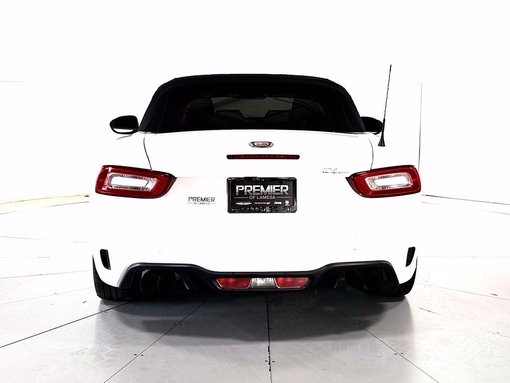 Used 2017 FIAT 124 Spider Abarth RWD image 5