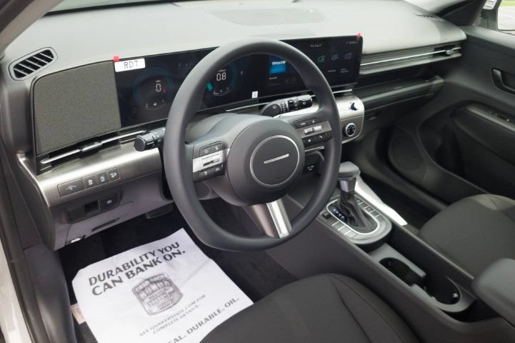 New 2027 Hyundai Kona SE FWD image 12