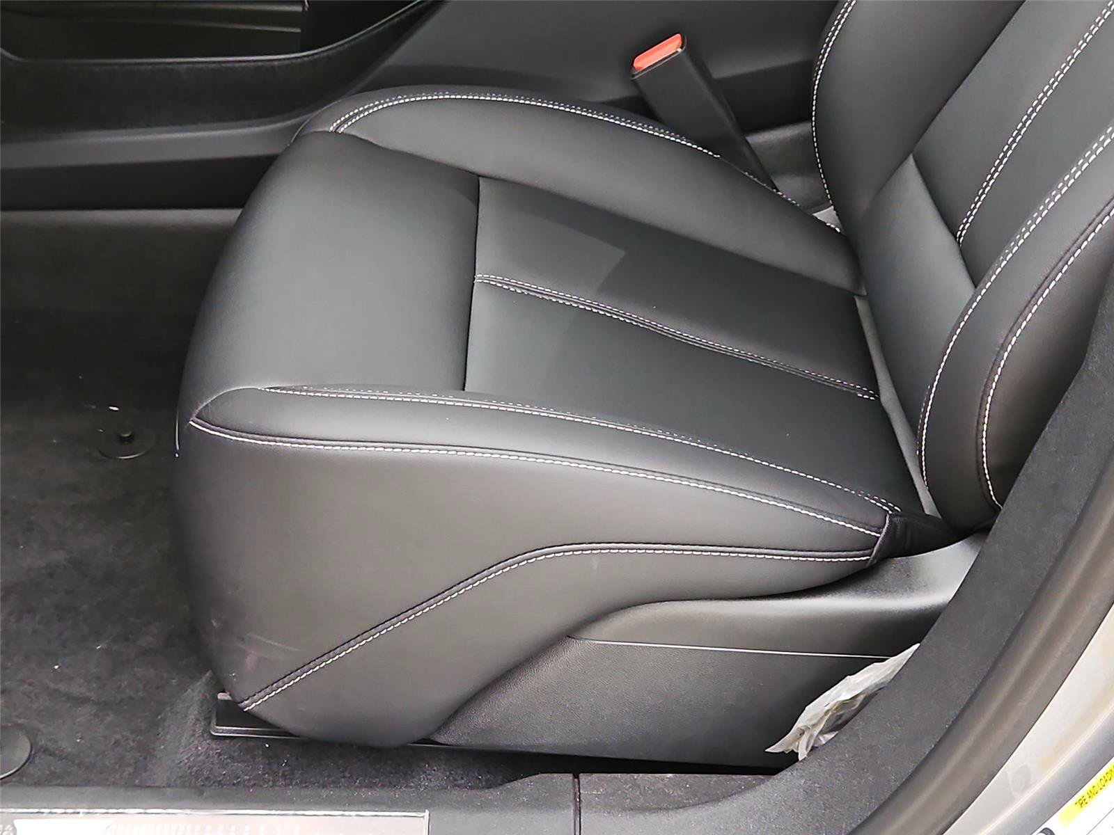 New 2026 Cadillac Optiq Sport 1 w/ LPO, Floor Liner Package RWD image 26