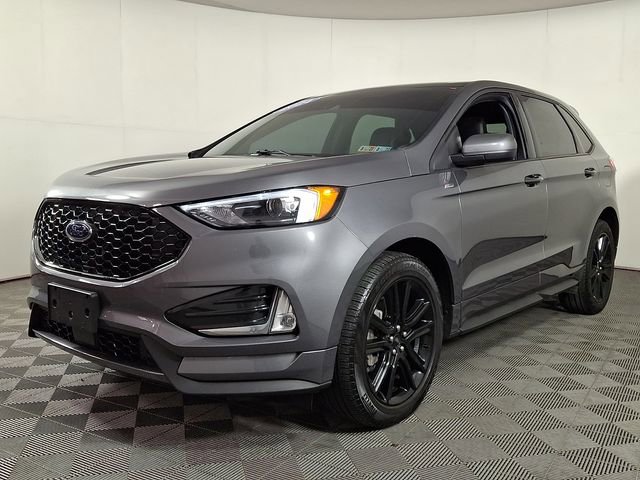 Used 2024 Ford Edge ST-Line w/ Class II Trailer Tow Package AWD/4WD image 6