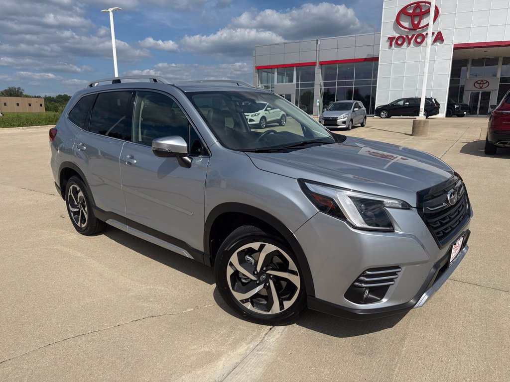 Used 2023 Subaru Forester Touring w/ Popular Package #3 AWD/4WD image 2