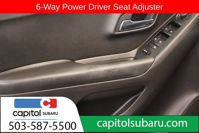 Used 2022 Chevrolet Trax LT w/ LT Convenience Package image 11