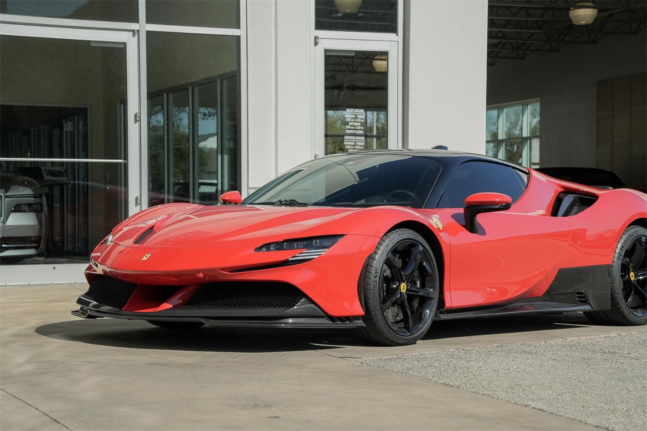 Used 2021 Ferrari SF90 Stradale Base image 7