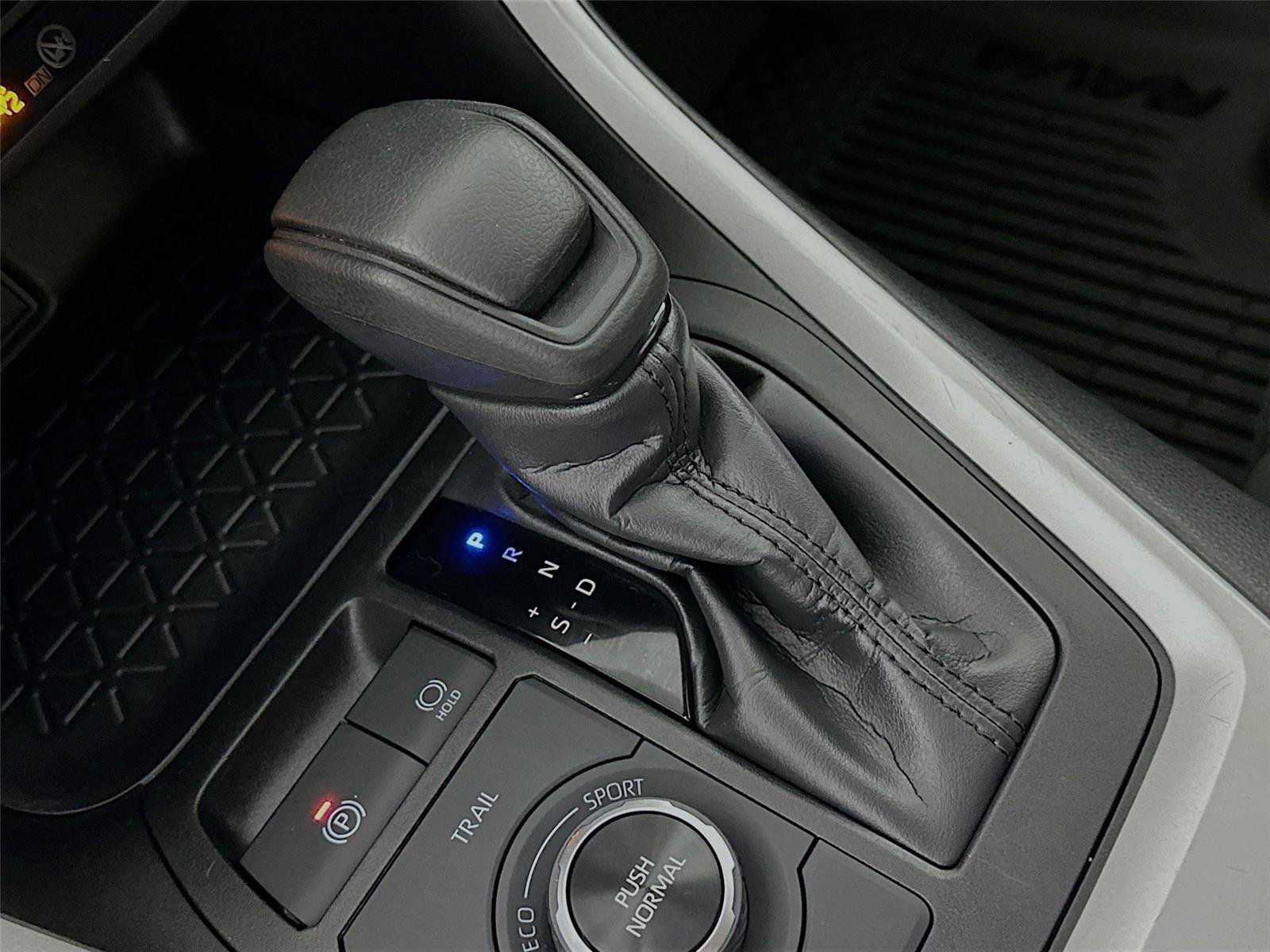 Certified 2025 Toyota RAV4 LE image 15