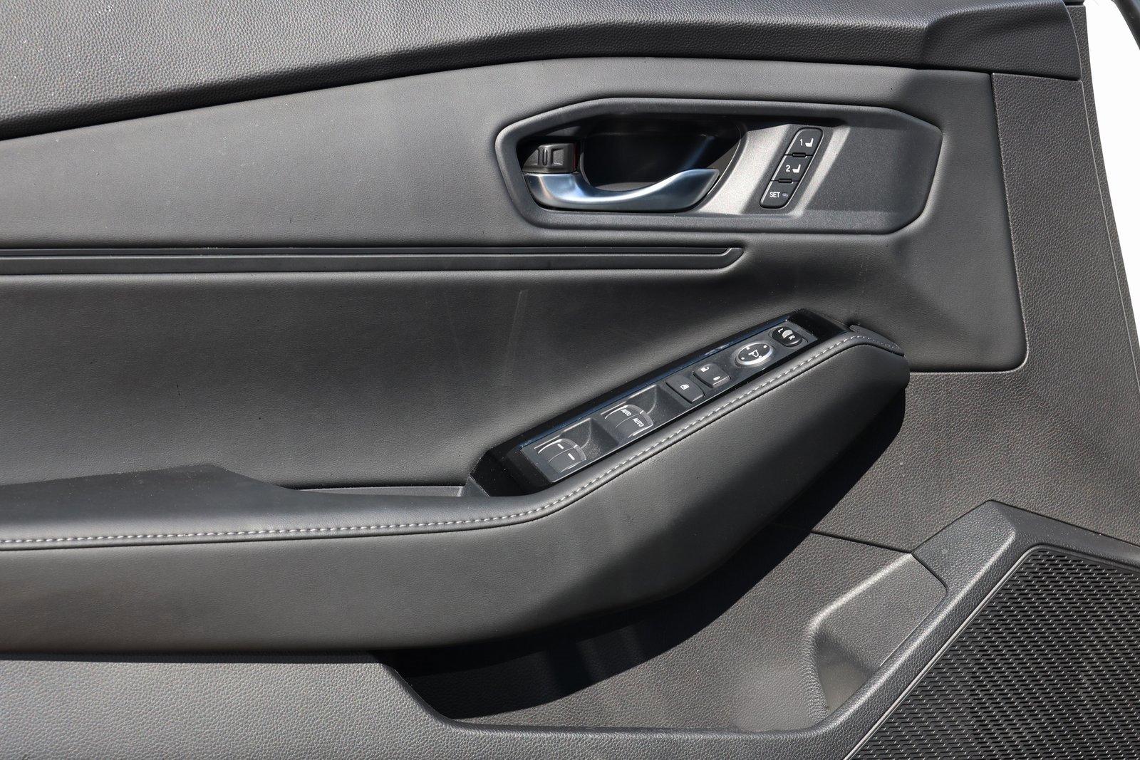 Used 2023 Honda Accord Touring image 27