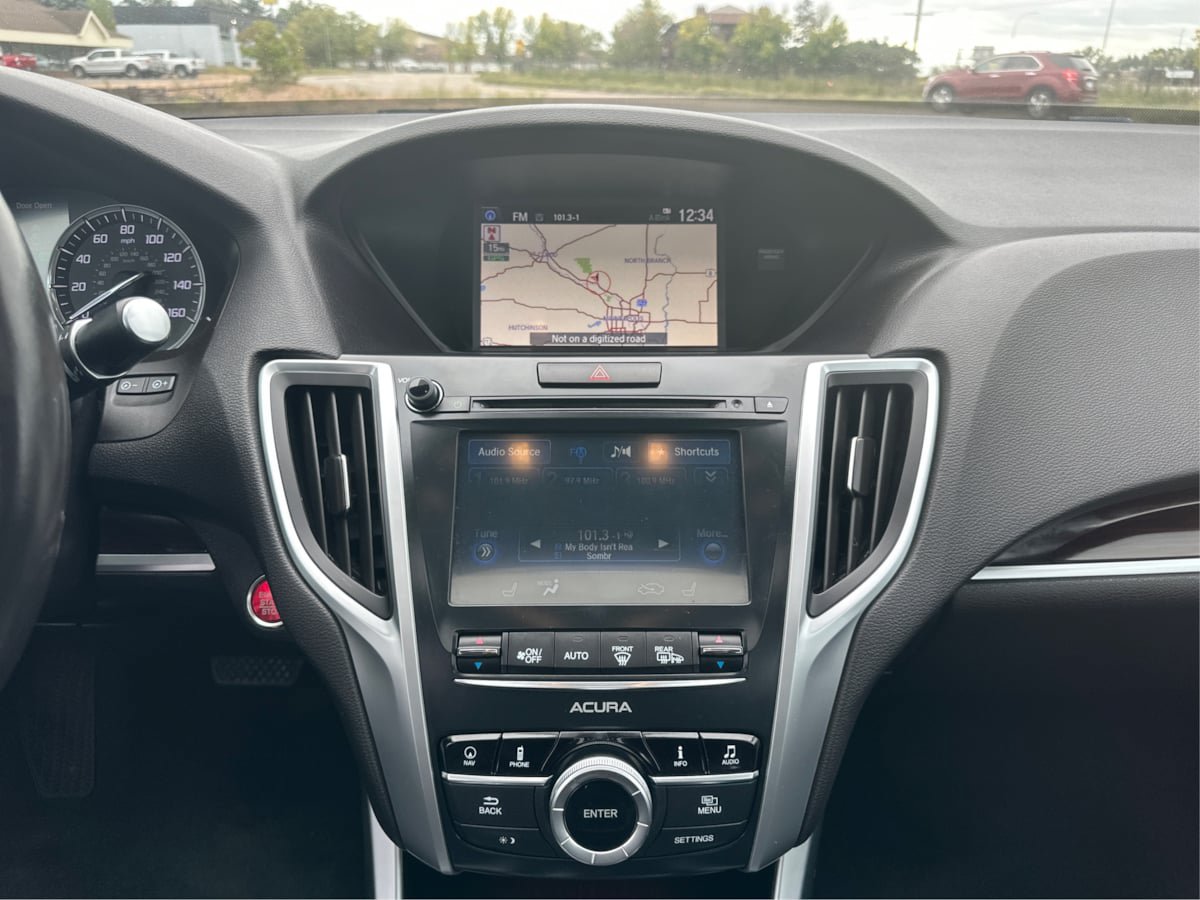 Used 2015 Acura TLX w/ Technology Package FWD image 15