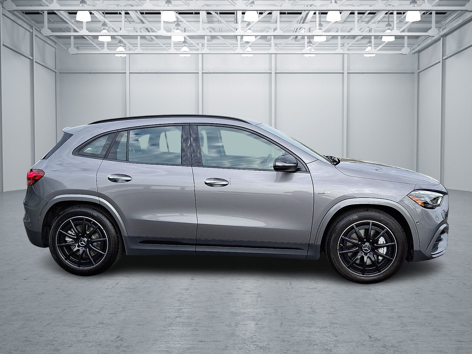 Used 2025 Mercedes-Benz GLA 35 AMG 4MATIC image 7