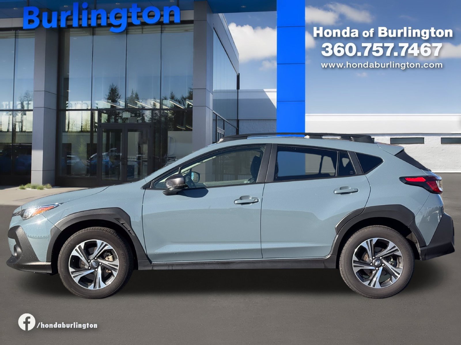 Used 2025 Subaru Crosstrek 2.5i Premium AWD/4WD image 3
