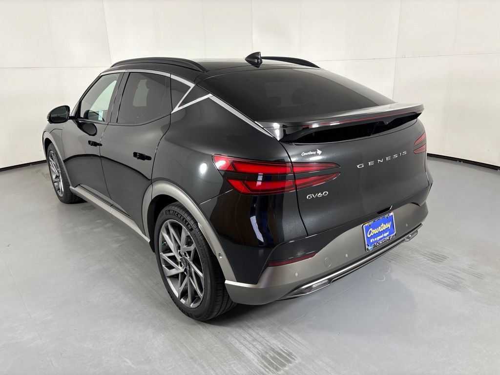 Used 2023 Genesis GV60 Advanced AWD/4WD image 6