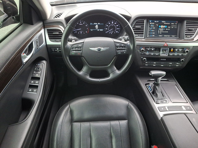 Used 2020 Genesis G80 3.8 RWD image 11