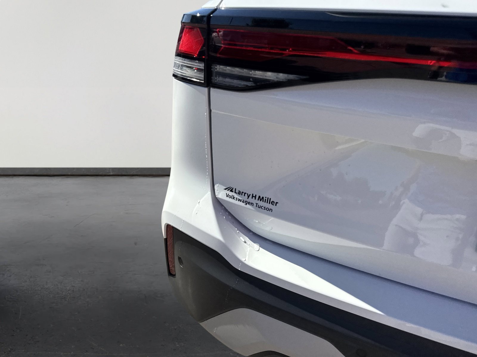 New 2026 Volkswagen Tiguan S FWD image 6