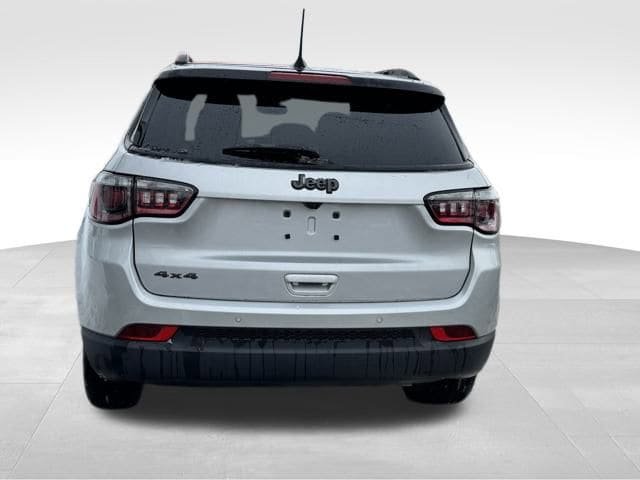 New 2026 Jeep Compass Limited w/ Sun, Sound & Navigation Group AWD/4WD image 40