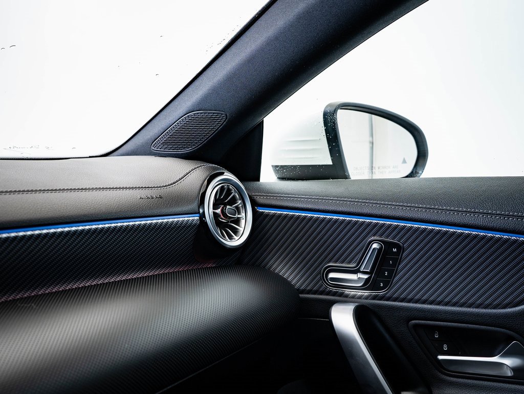 Certified 2025 Mercedes-Benz CLA 250 4MATIC image 32