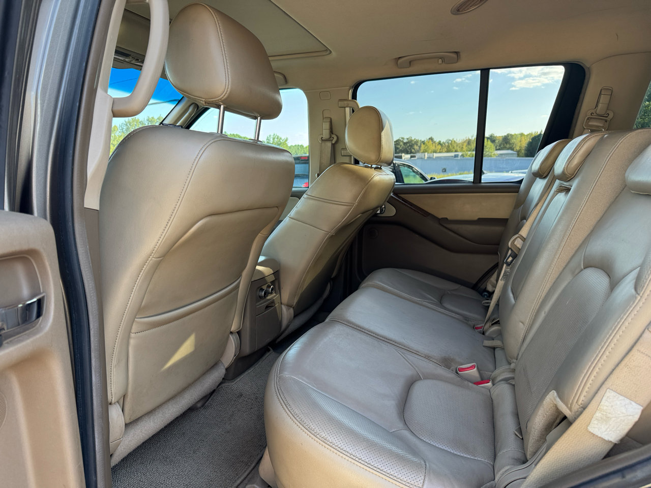 Used 2006 Nissan Pathfinder LE image 17